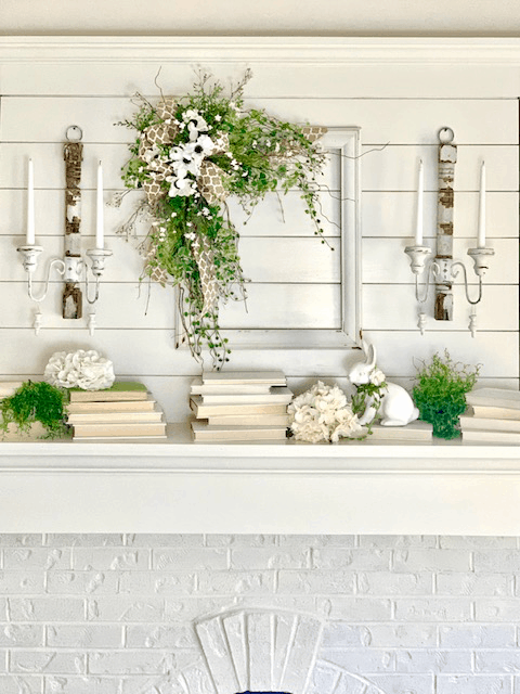 Ideas for Decorating with Antique Frames - Sweet Pea
