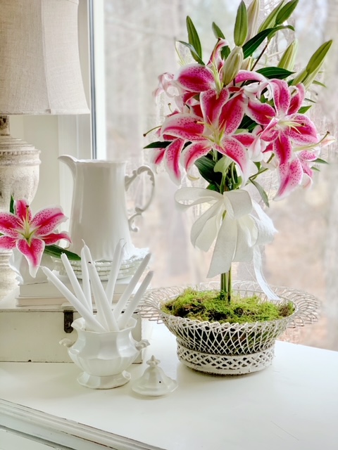 How to Design a Lily Flower Arrangement like a Pro
