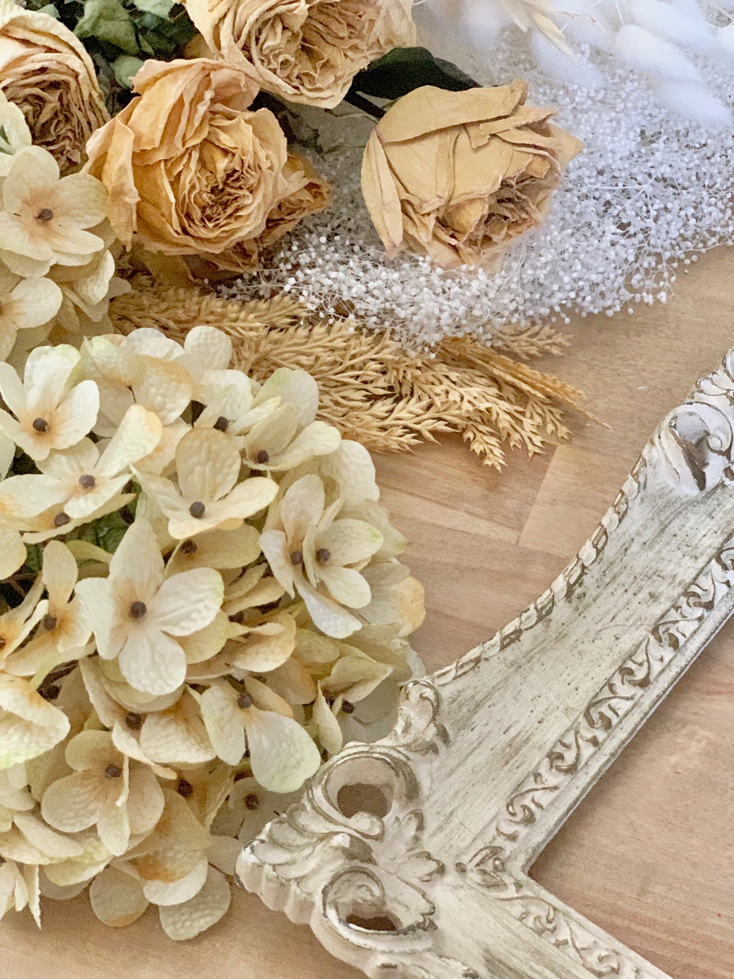 How To Keep Roses Alive Forever (including 5 ideas for what you can do