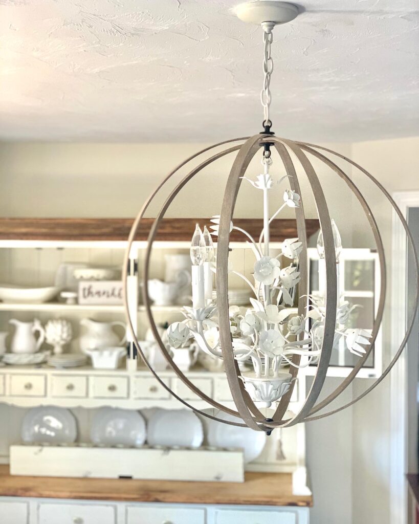 a photo of the completed farmhouse inspired orb light fixture.