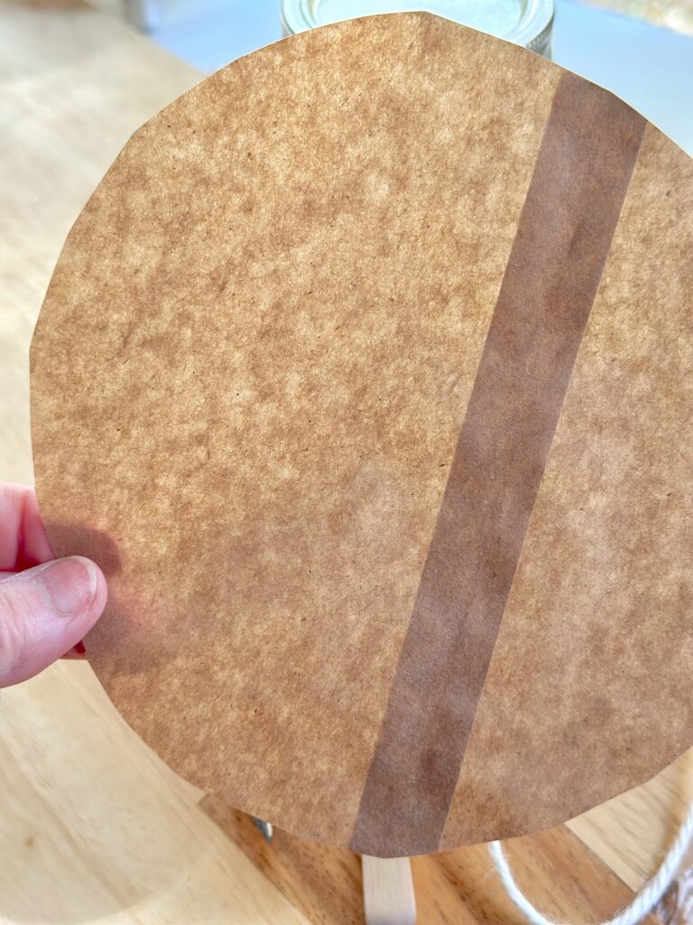 round piece of craft paper.