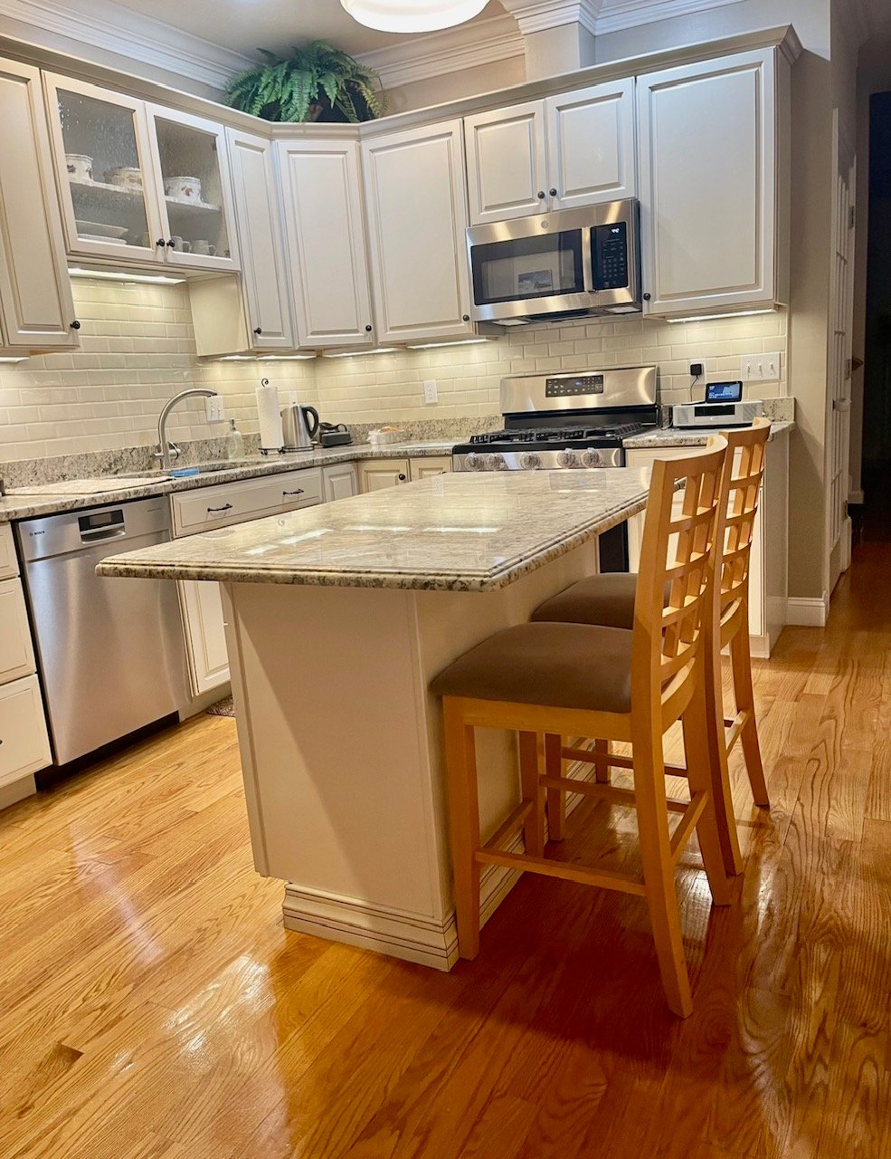 kitchen stools at a kitchen island.