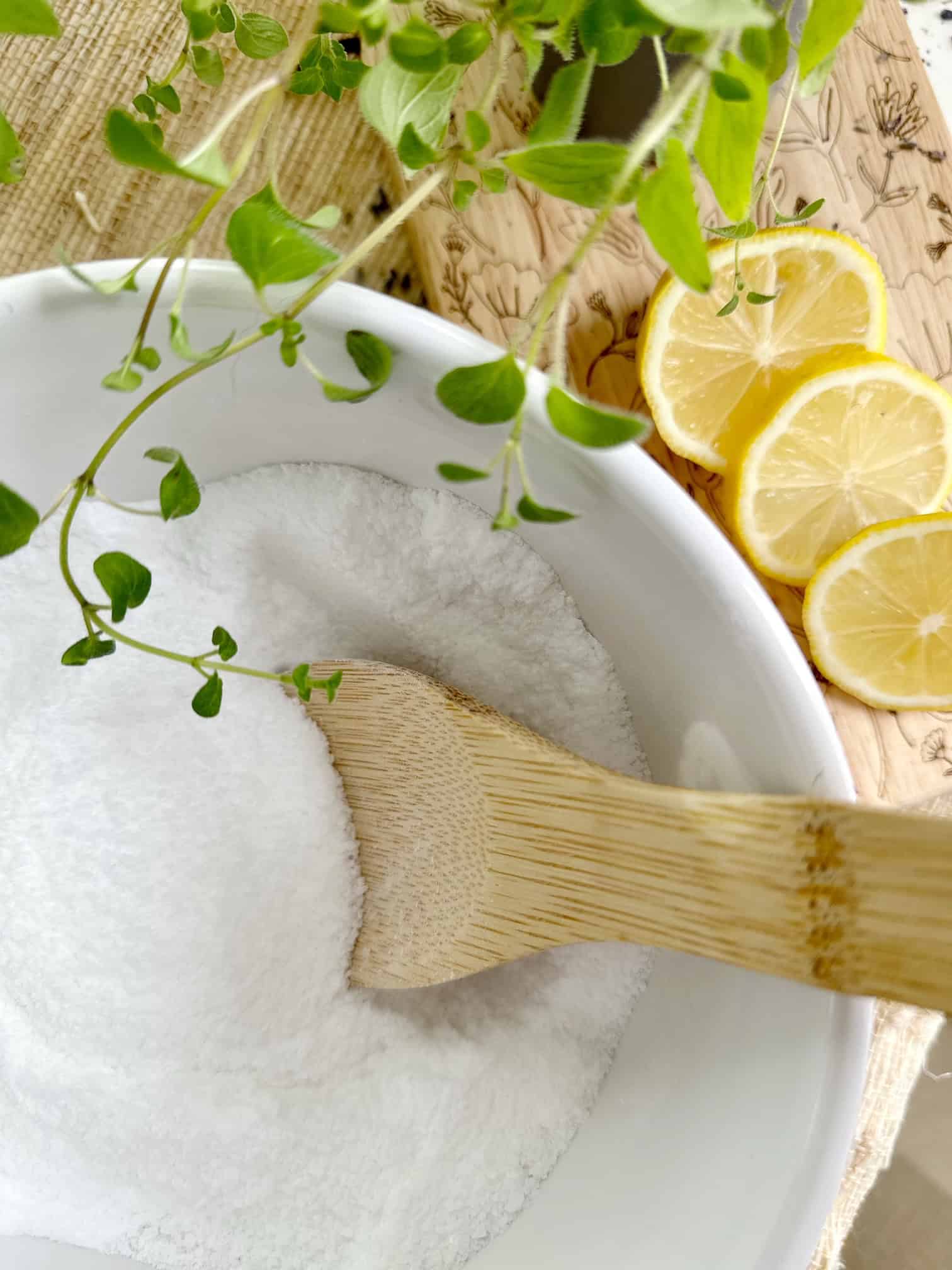 Bowl of natural laundry booster.