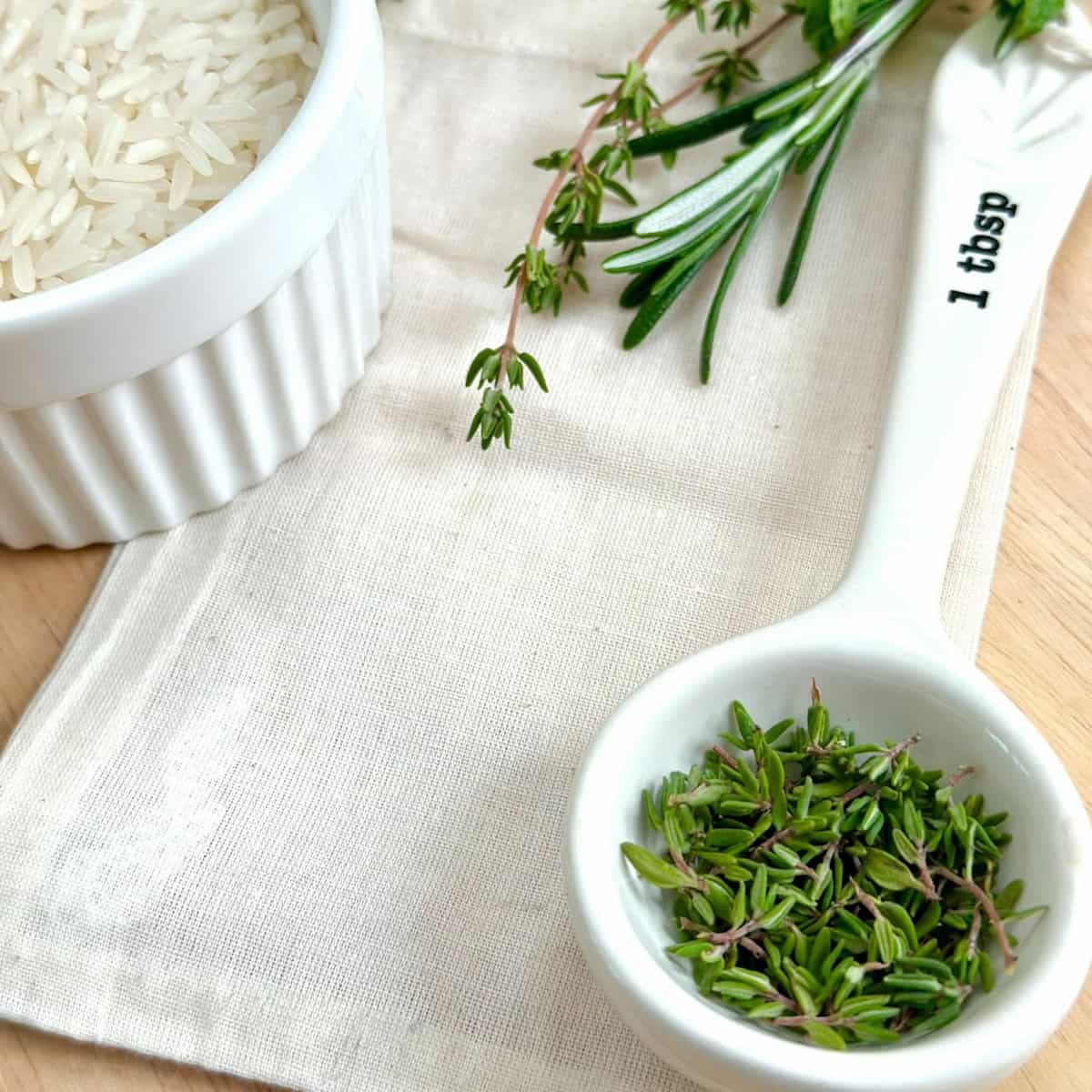 Best Herbs For Sachets: Tips For Making Scented Herbal Pouches