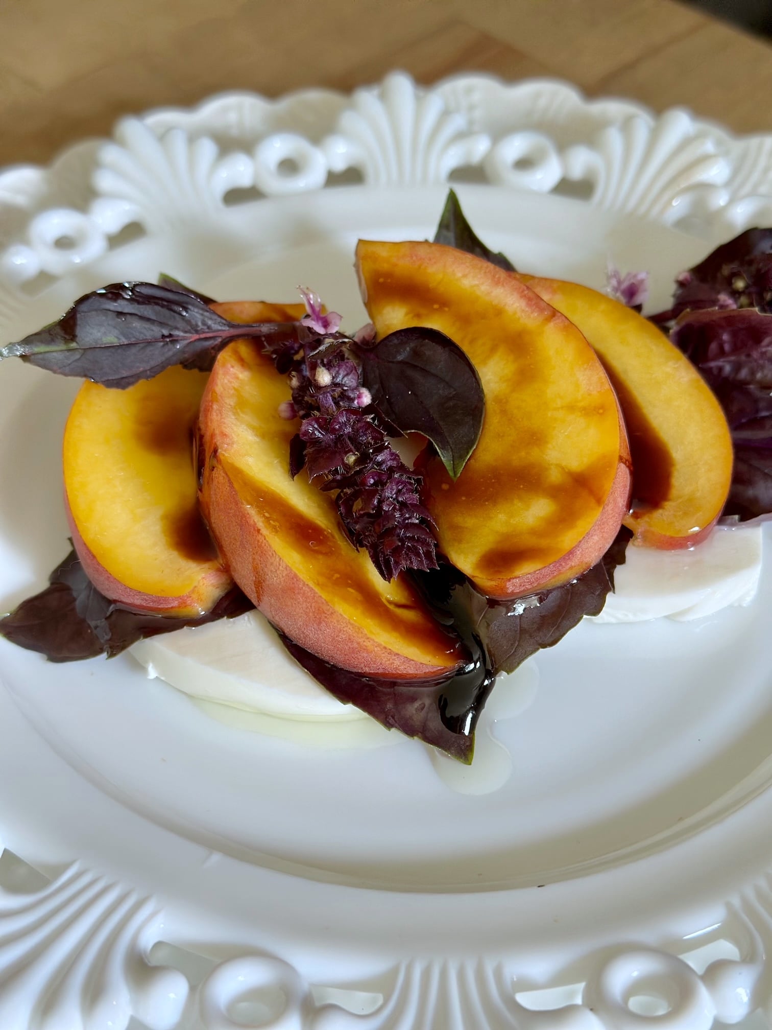 A close up of the finished caprese salad. 