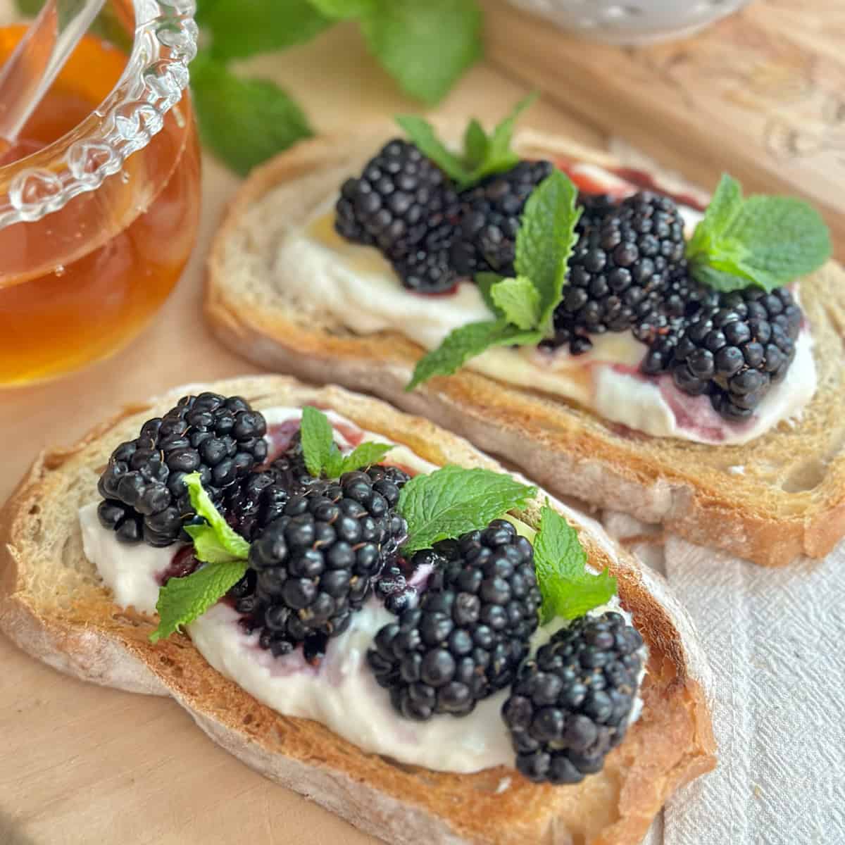 Artisan Ricotta Cheese Toast with Blackberries and Garden Mint