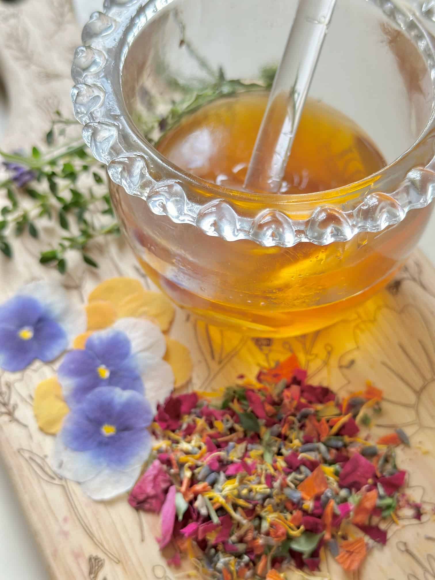 Honey, herbs, flowers.