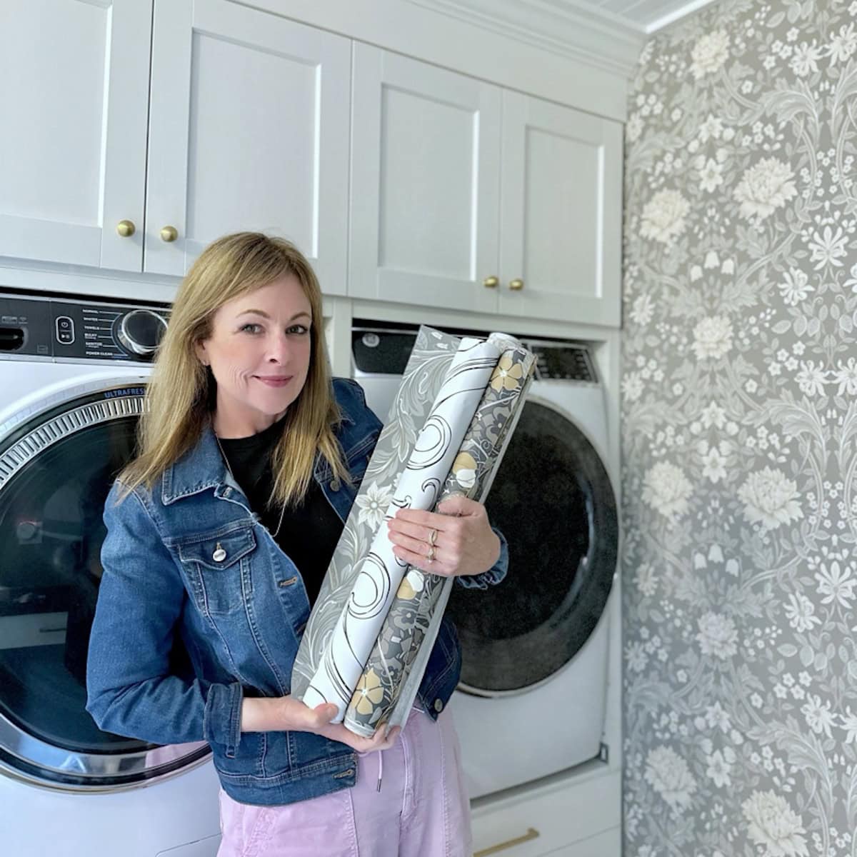 Laundry Room Wallpaper Ideas: Real-Life Inspiration + Smart DIY Tips