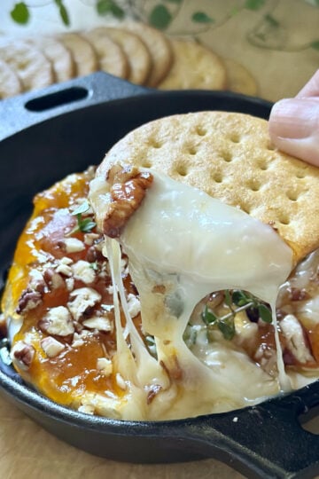 Baked brie with preserves.